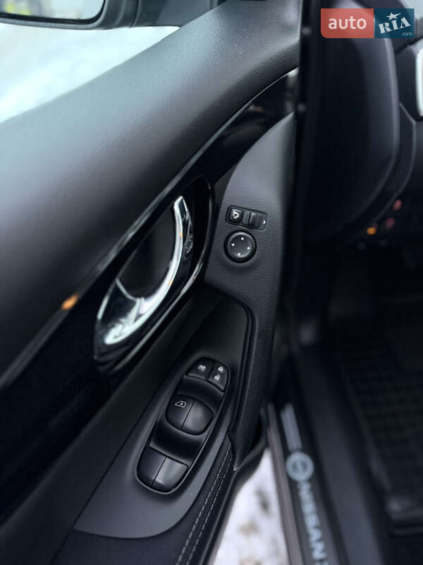 Внедорожник / Кроссовер Nissan Qashqai 2014 в Кропивницком