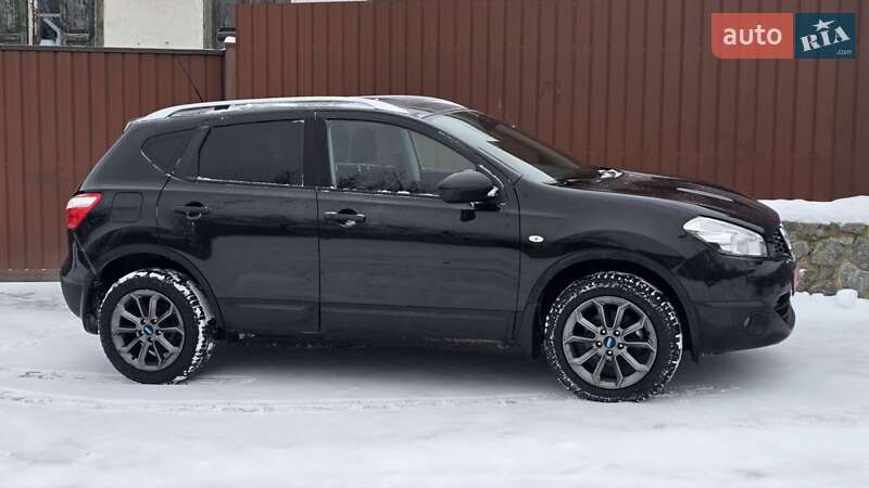 Позашляховик / Кросовер Nissan Qashqai 2012 в Полтаві фото 12 Позашляховик / Кросовер Nissan Qashqai 2012 в Полтаві