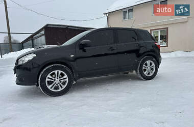 Позашляховик / Кросовер Nissan Qashqai 2010 в Ізяславі