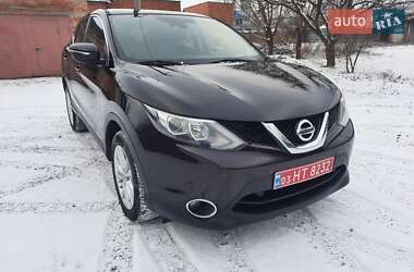 Внедорожник / Кроссовер Nissan Qashqai 2015 в Полтаве