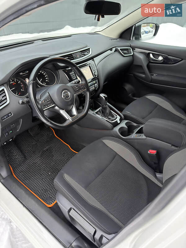 Внедорожник / Кроссовер Nissan Qashqai 2020 в Ивано-Франковске