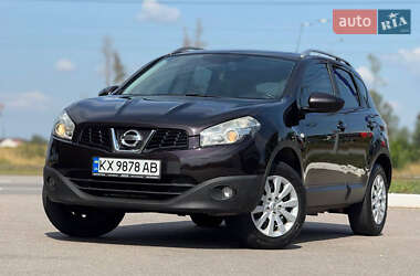 Позашляховик / Кросовер Nissan Qashqai 2010 в Харкові