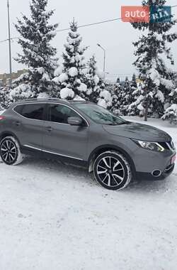 Внедорожник / Кроссовер Nissan Qashqai 2014 в Тернополе