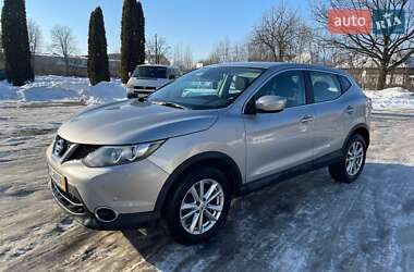 Позашляховик / Кросовер Nissan Qashqai 2014 в Стрию