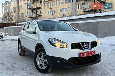 Позашляховик / Кросовер Nissan Qashqai 2010 в Луцьку