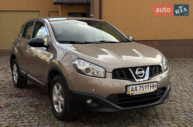 Позашляховик / Кросовер Nissan Qashqai 2012 в Тячеві