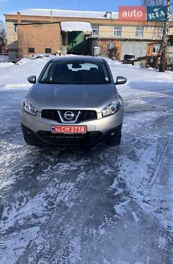 Внедорожник / Кроссовер Nissan Qashqai 2010 в Гайсине