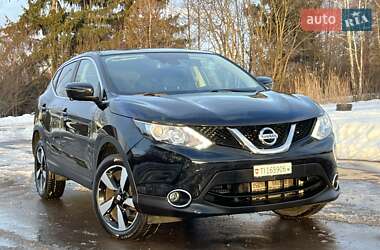 Внедорожник / Кроссовер Nissan Qashqai 2015 в Дрогобыче