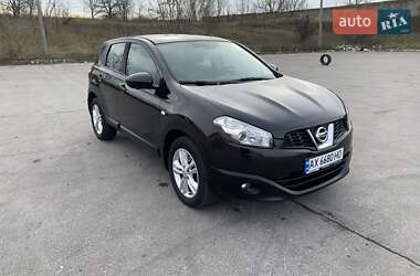 Внедорожник / Кроссовер Nissan Qashqai 2013 в Харькове