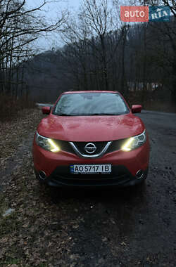 Внедорожник / Кроссовер Nissan Qashqai 2016 в Мукачево