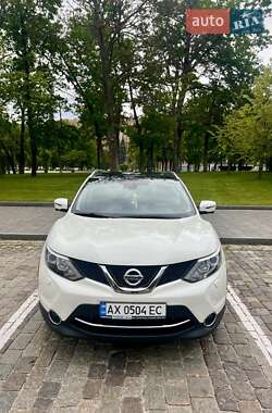 Внедорожник / Кроссовер Nissan Qashqai 2016 в Харькове