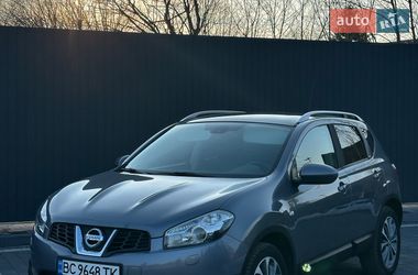 Позашляховик / Кросовер Nissan Qashqai 2010 в Самборі