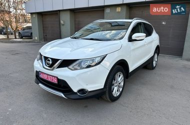 Внедорожник / Кроссовер Nissan Qashqai 2014 в Ровно