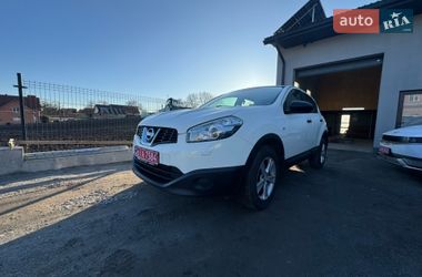Внедорожник / Кроссовер Nissan Qashqai 2013 в Ровно