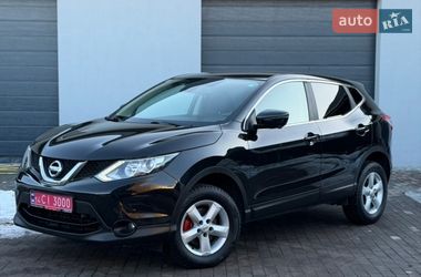 Внедорожник / Кроссовер Nissan Qashqai 2015 в Миргороде