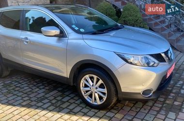 Позашляховик / Кросовер Nissan Qashqai 2014 в Чернівцях