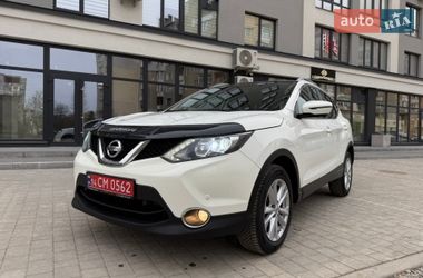 Внедорожник / Кроссовер Nissan Qashqai 2016 в Ивано-Франковске
