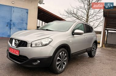 Позашляховик / Кросовер Nissan Qashqai 2012 в Калуші