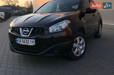 Позашляховик / Кросовер Nissan Qashqai 2010 в Києві