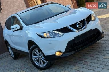 Внедорожник / Кроссовер Nissan Qashqai 2016 в Ивано-Франковске