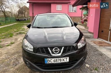 Позашляховик / Кросовер Nissan Qashqai 2012 в Городку