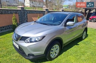 Позашляховик / Кросовер Nissan Qashqai 2017 в Івано-Франківську