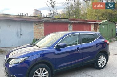 Позашляховик / Кросовер Nissan Qashqai 2016 в Києві