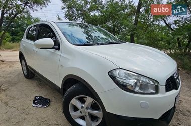 Внедорожник / Кроссовер Nissan Qashqai 2013 в Харькове