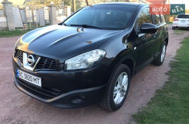 Позашляховик / Кросовер Nissan Qashqai 2010 в Сокалі