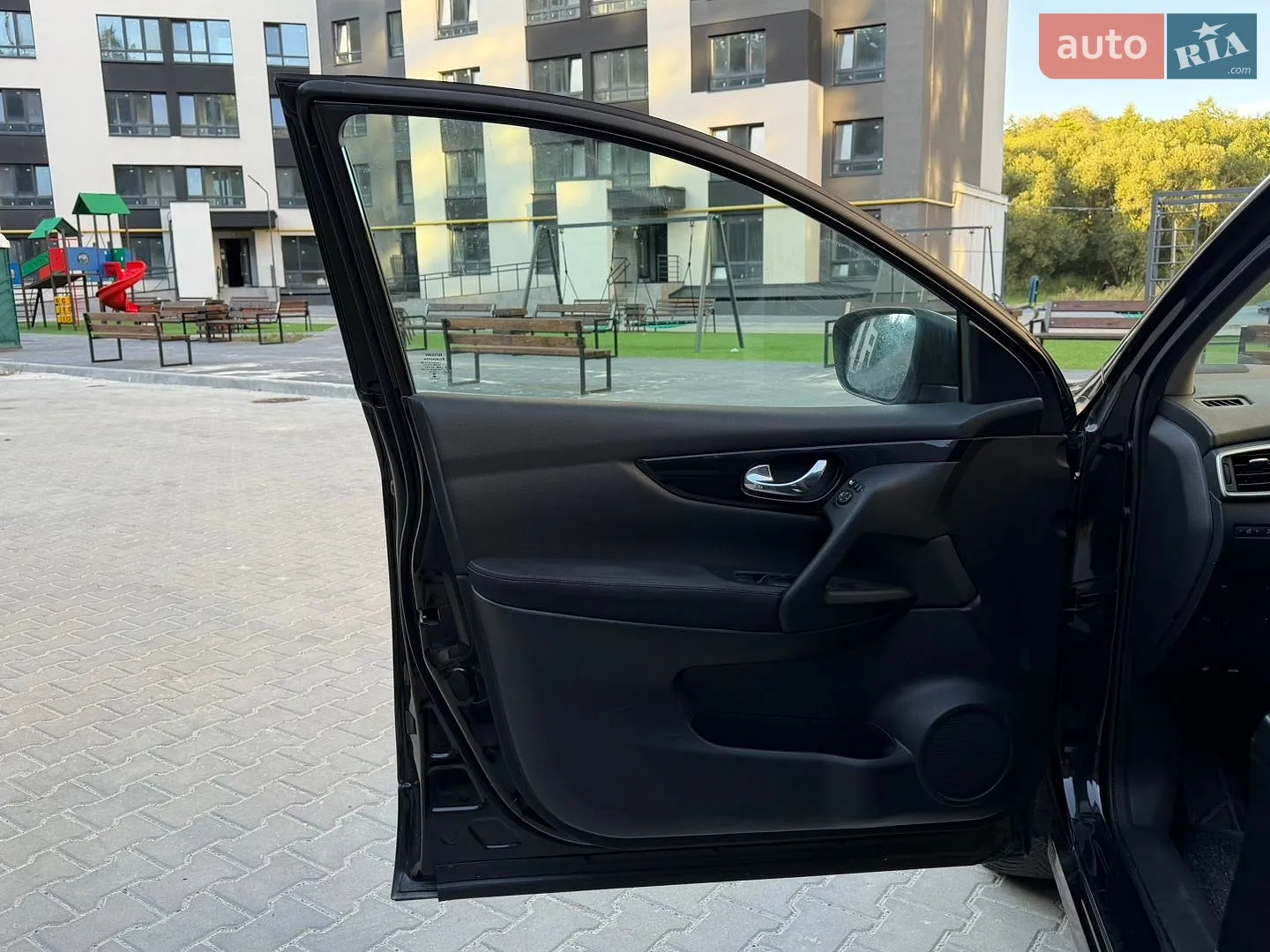 2015 Nissan Qashqai - мініатюра 27