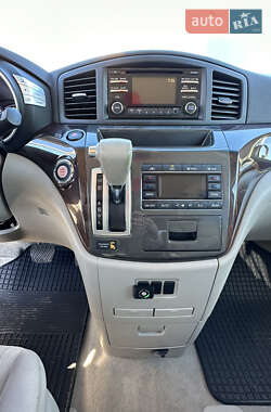 Минивэн Nissan Quest 2012 в 
