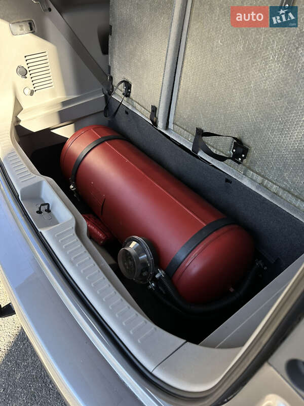 Мінівен Nissan Quest 2012 в Одесі