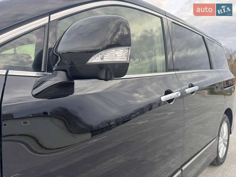 Минивэн Nissan Quest 2015 в Киеве фото 11 Минивэн Nissan Quest 2015 в Киеве