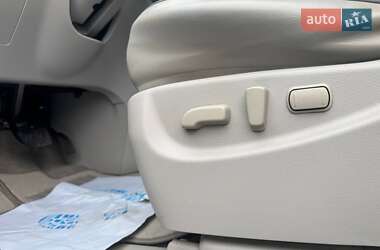Мінівен Nissan Quest 2015 в 