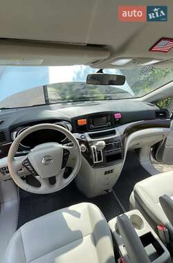 Мінівен Nissan Quest 2016 в 