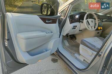 Минивэн Nissan Quest 2016 в 