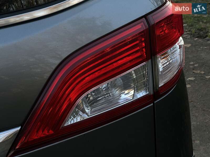 Минивэн Nissan Quest 2015 в Львове фото 12 Минивэн Nissan Quest 2015 в Львове