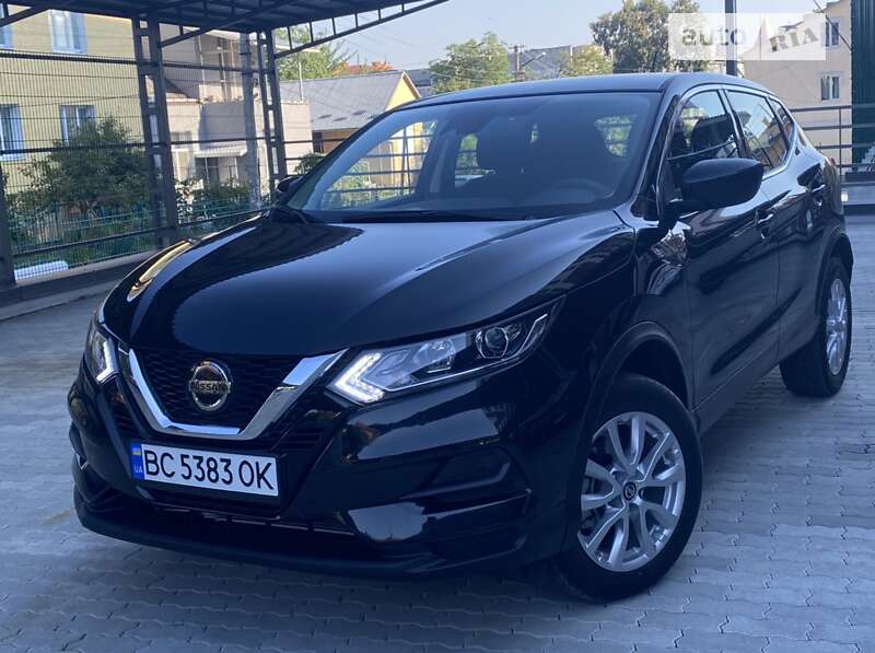 Внедорожник / Кроссовер Nissan Rogue Sport 2021 в Дрогобыче