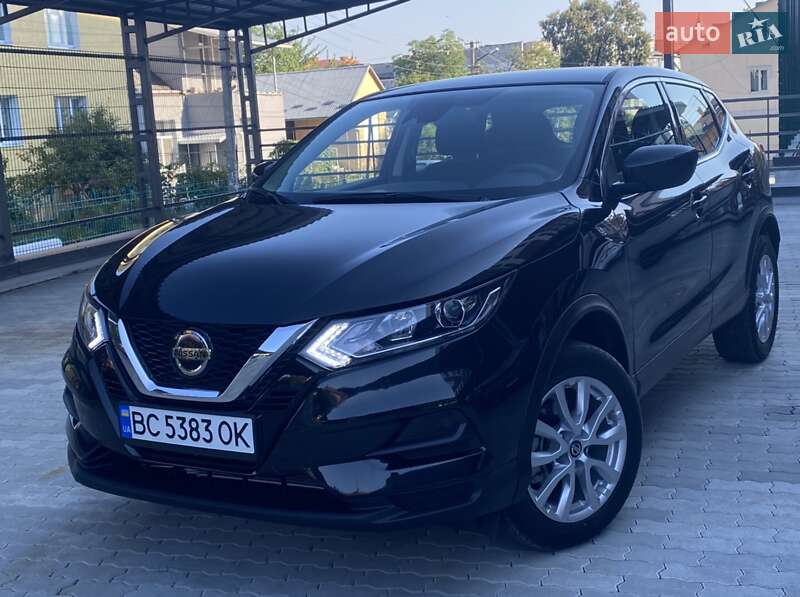 Nissan Rogue Sport 2021