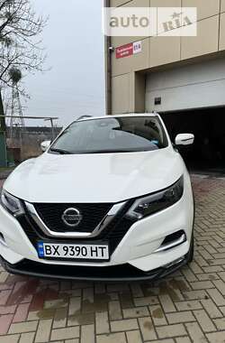 Внедорожник / Кроссовер Nissan Rogue Sport 2021 в Хмельницком