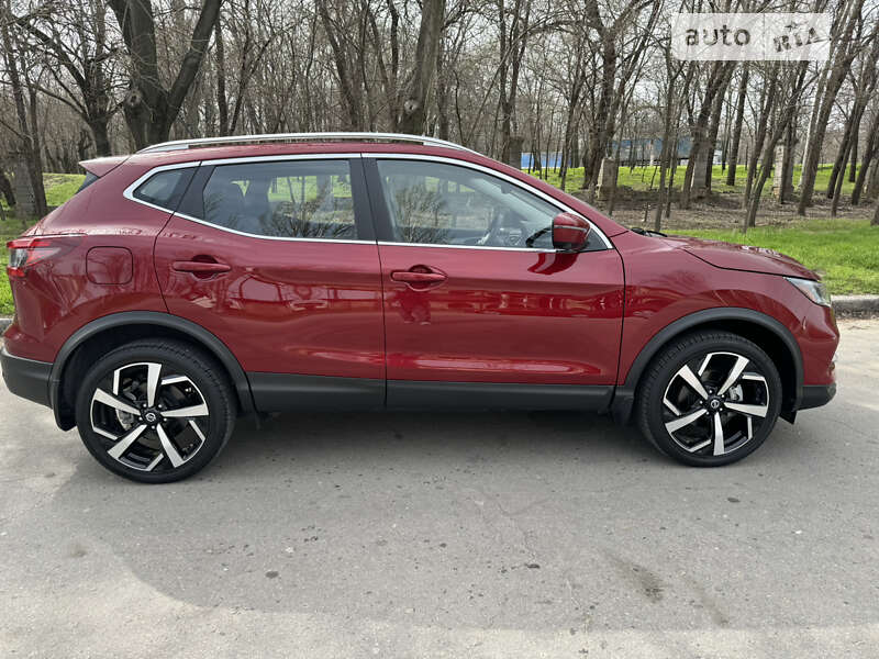 Внедорожник / Кроссовер Nissan Rogue Sport 2019 в Николаеве