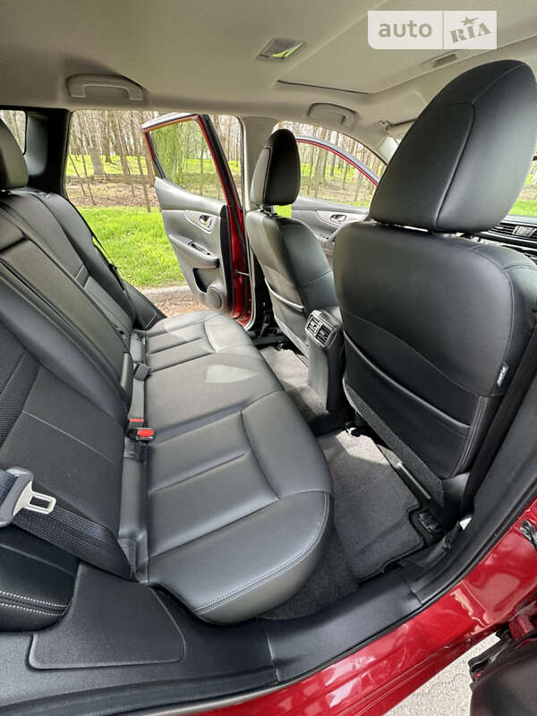Внедорожник / Кроссовер Nissan Rogue Sport 2019 в Николаеве
