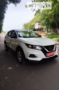 Позашляховик / Кросовер Nissan Rogue Sport 2021 в Львові