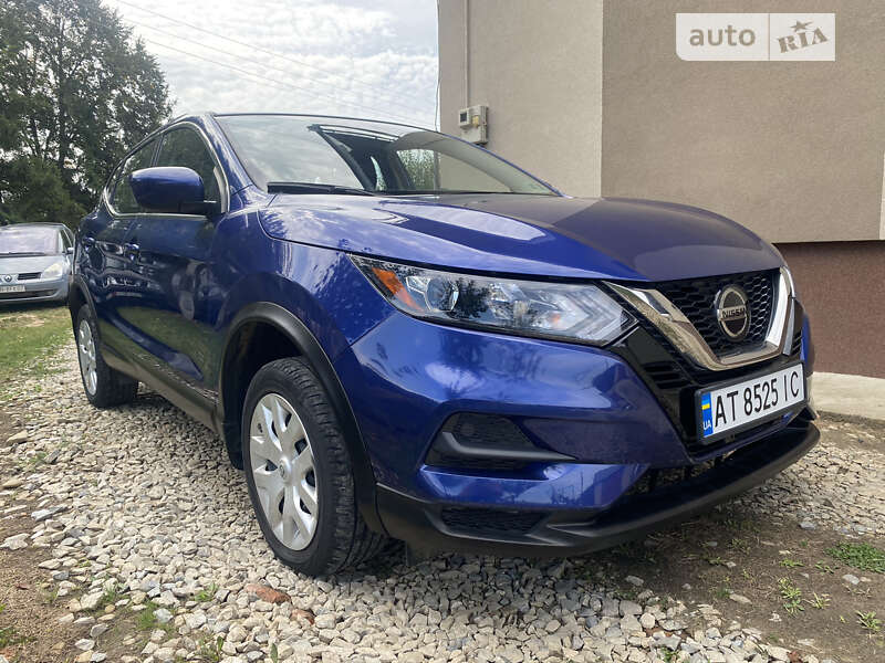Внедорожник / Кроссовер Nissan Rogue Sport 2020 в Ивано-Франковске