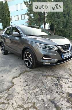 Внедорожник / Кроссовер Nissan Rogue Sport 2021 в Ровно