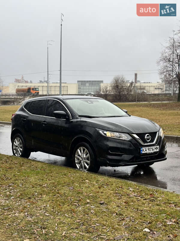 Позашляховик / Кросовер Nissan Rogue Sport 2021 в Києві