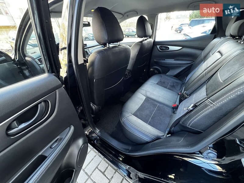 Внедорожник / Кроссовер Nissan Rogue Sport 2018 в Львове фото 15 Внедорожник / Кроссовер Nissan Rogue Sport 2018 в Львове