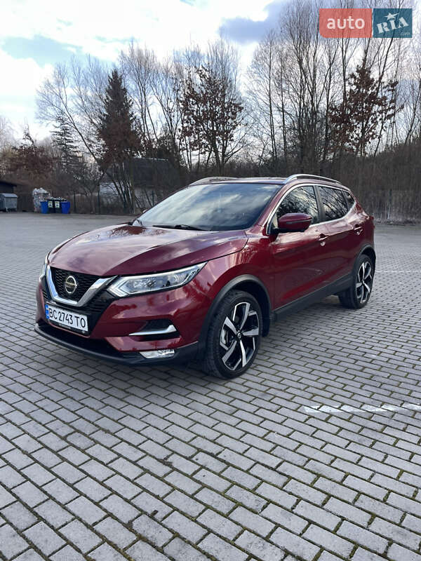 Позашляховик / Кросовер Nissan Rogue Sport 2022 в Львові