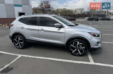 Внедорожник / Кроссовер Nissan Rogue Sport 2022 в 