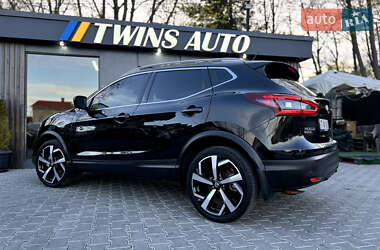 Позашляховик / Кросовер Nissan Rogue Sport 2022 в 